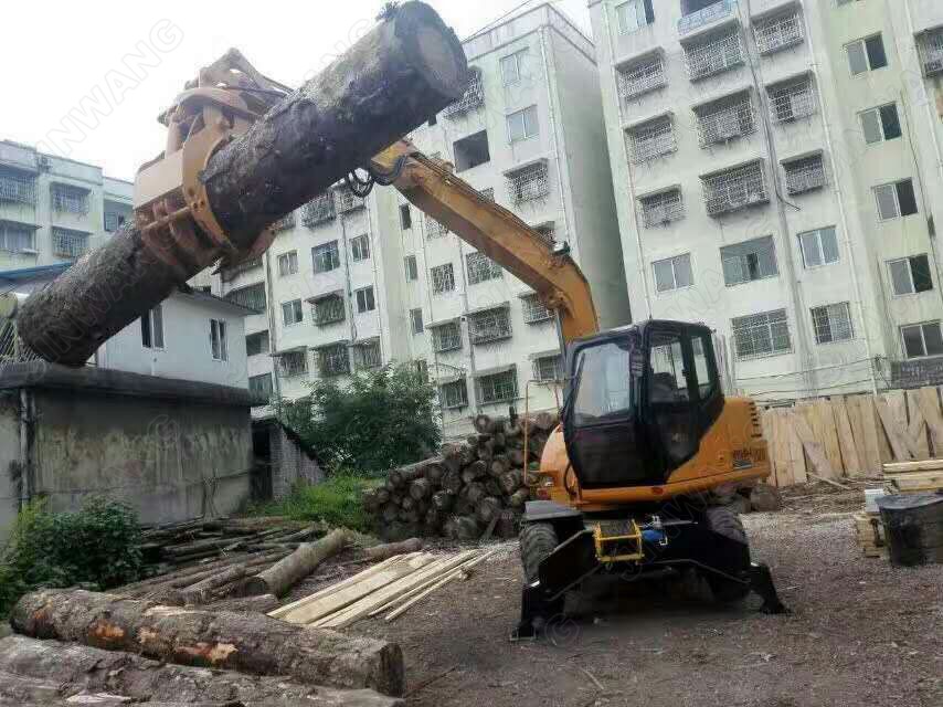 金旺 輪式挖掘機(jī)抓木作業(yè)案例...